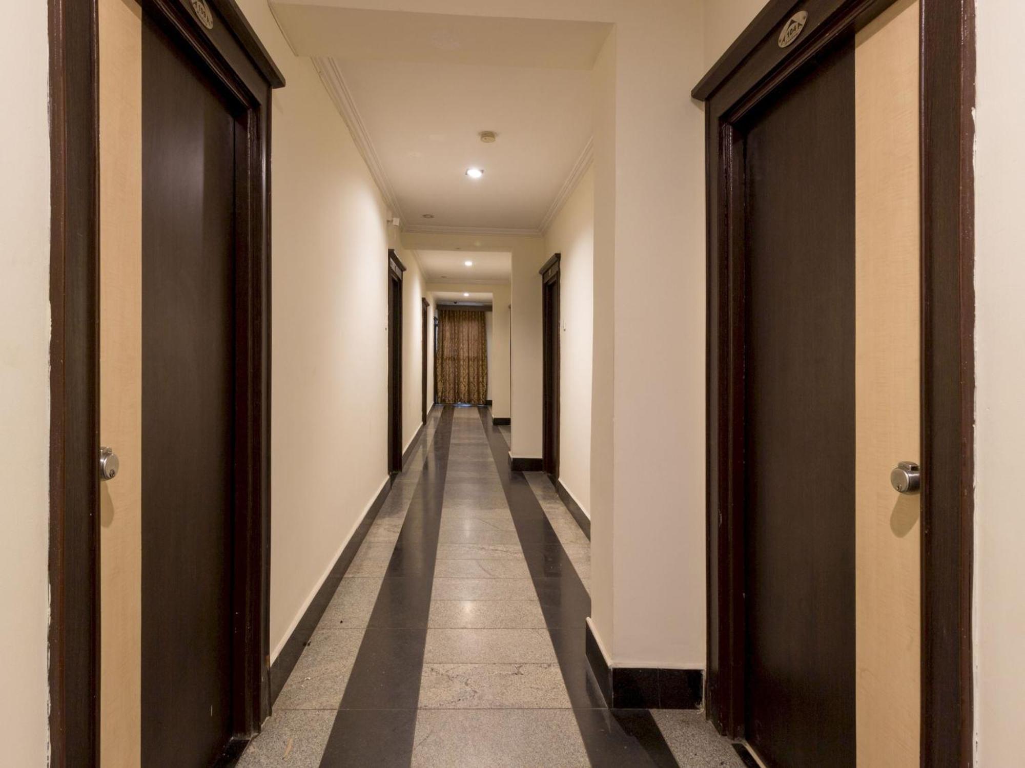 Super Collection O Alekhya Residency Hotel Hyderabad Exterior photo