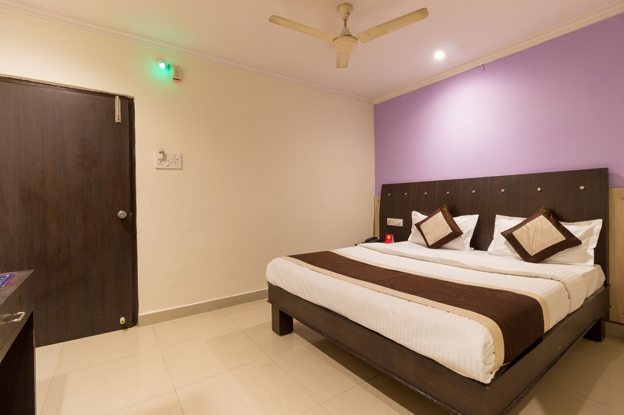 Super Collection O Alekhya Residency Hotel Hyderabad Exterior photo