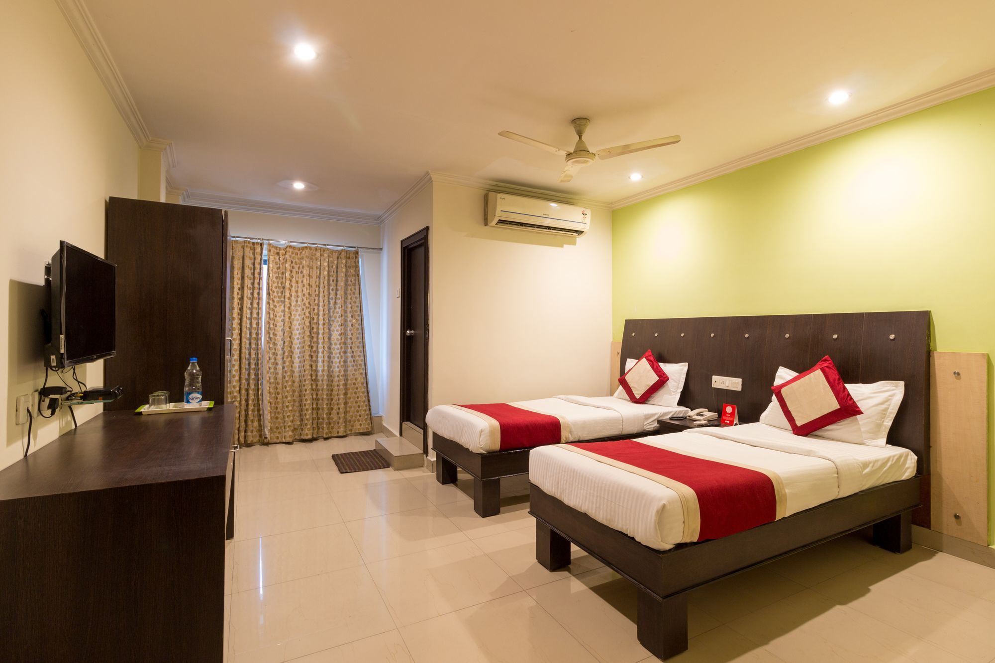 Super Collection O Alekhya Residency Hotel Hyderabad Exterior photo